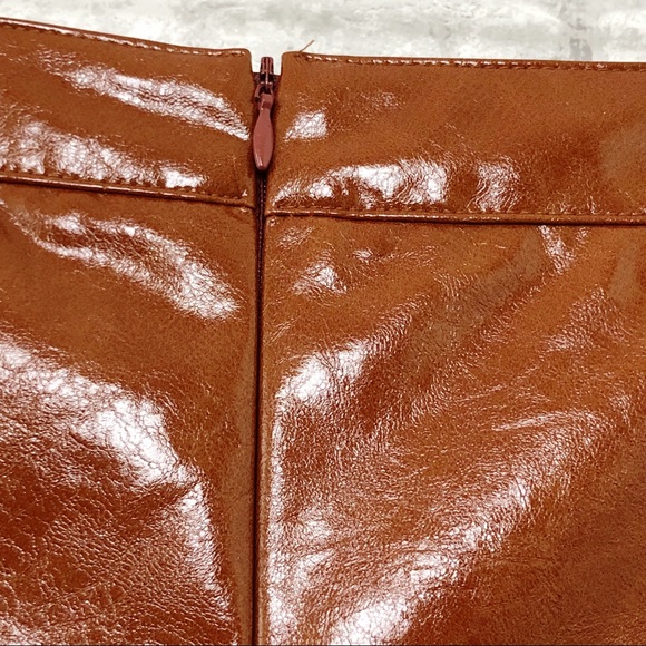 NWOT BISHOP + YOUNG Brown Vegan Faux Leather Pencil Skirt Size Small - Picture 10 of 14